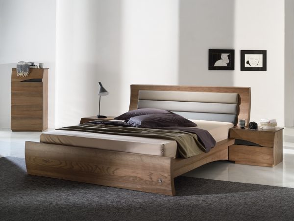 Κρεβάτι ΣΑΡΑ / by join