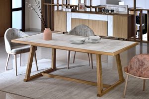 Τραπέζι Thesmi