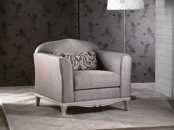 Πολυθρόνα με ύφασμα , και ξύλινο σκελετό deco / by altro salotto