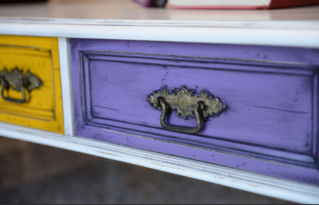 αναπαλαίωση επίπλου