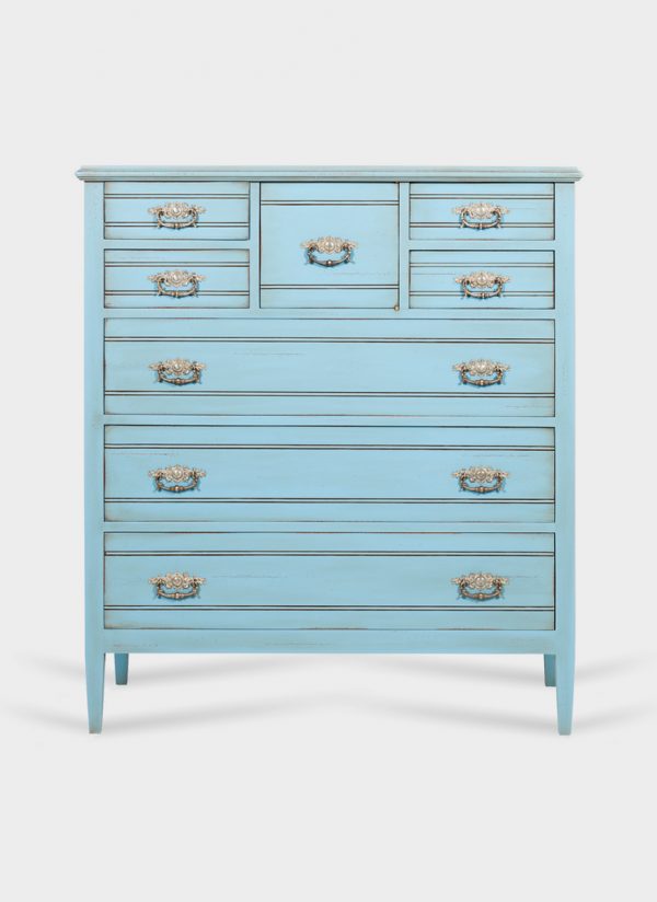 Συρταριέρα