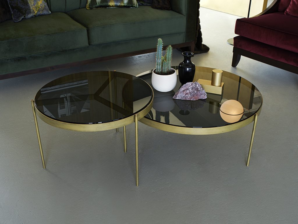 modern classic τραπεζάκι Astrakis