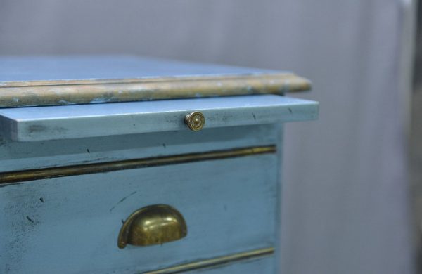 Συρταριέρα