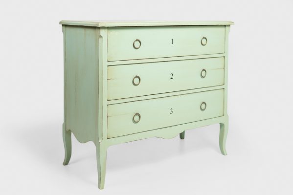 Συρταριέρα