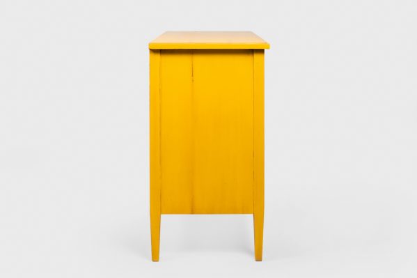 Συρταριέρα