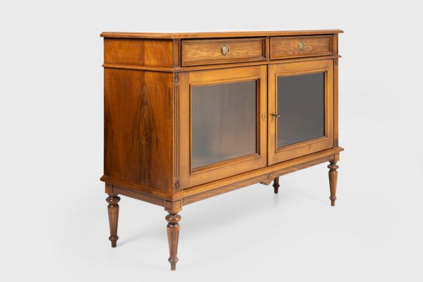 Συρταριέρα