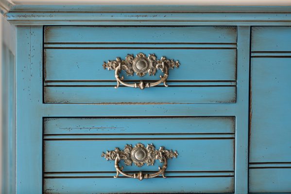 Συρταριέρα