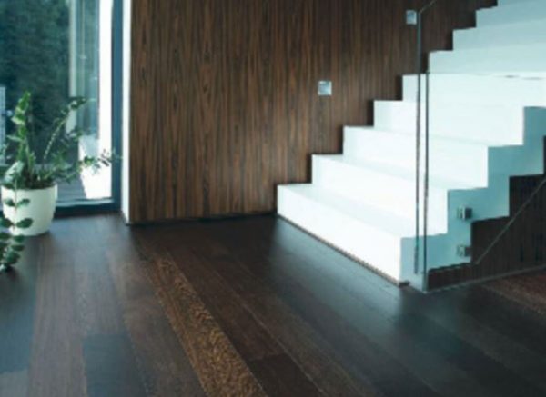 Δάπεδο Μασίφ