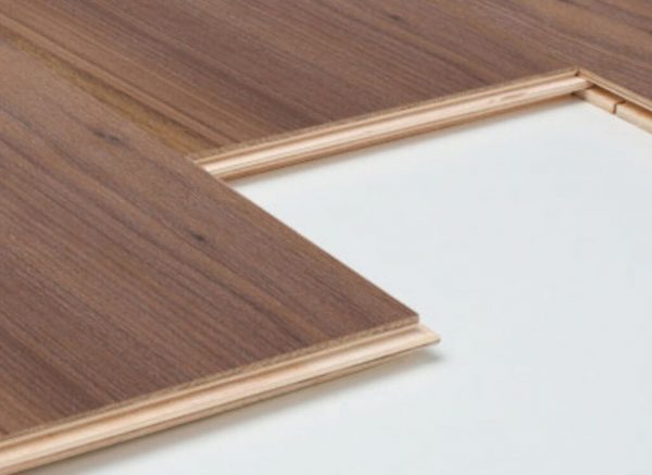 Δάπεδο Προγυαλισμένο