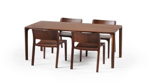 Τραπέζι με Καρέκλες