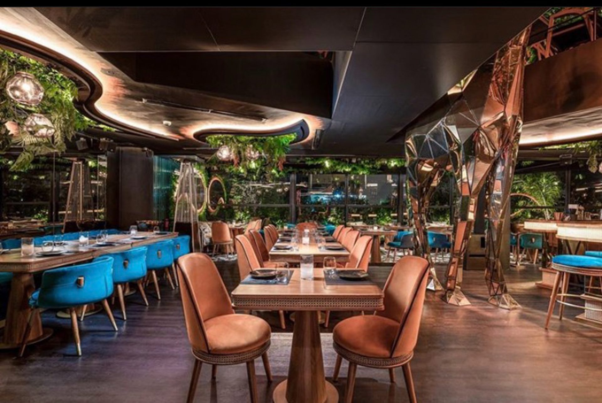 Έπιπλα εξωτερικού χώρου-εστιατόριο-ρεστοράν