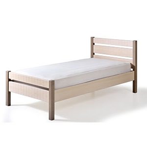 Παιδικό κρεβάτι / by lattas