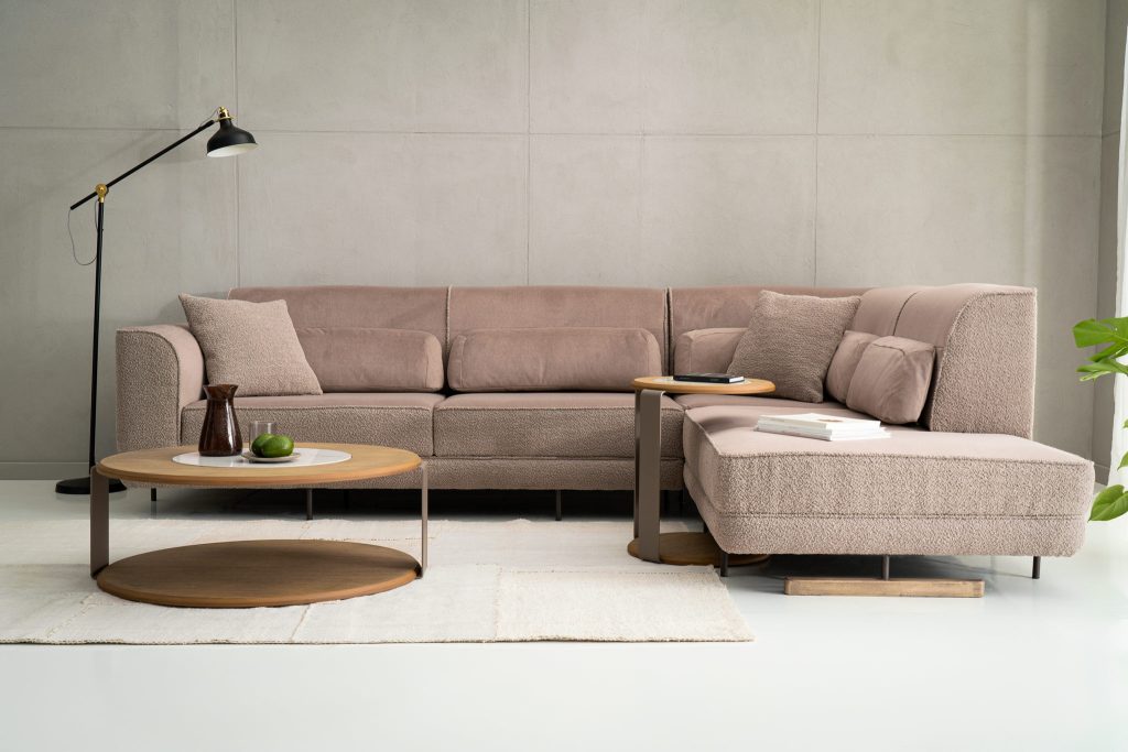 Καναπεδες  και άλλα επιπλα σαλονιου 