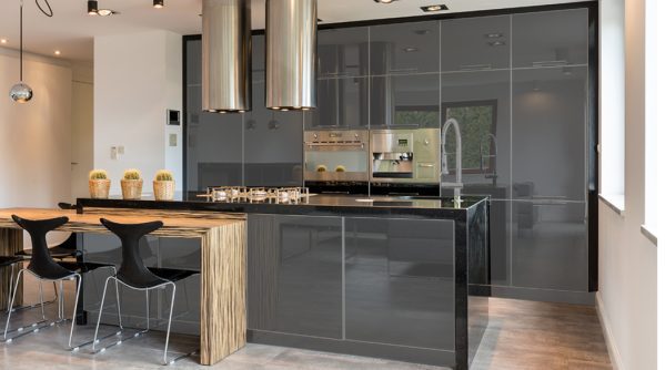 Πάνελ Μελαμίνης AGT