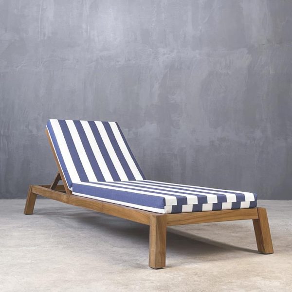 Ξαπλώστρα